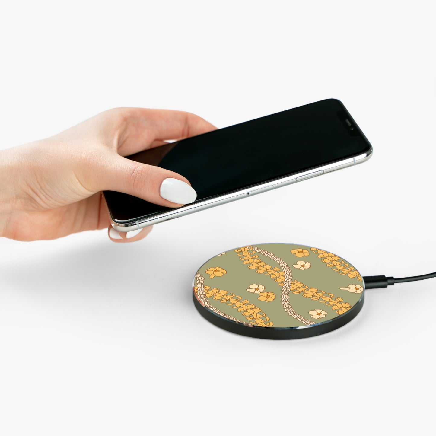 Puakenikeni and Pikake Lei Wireless Charger-Green